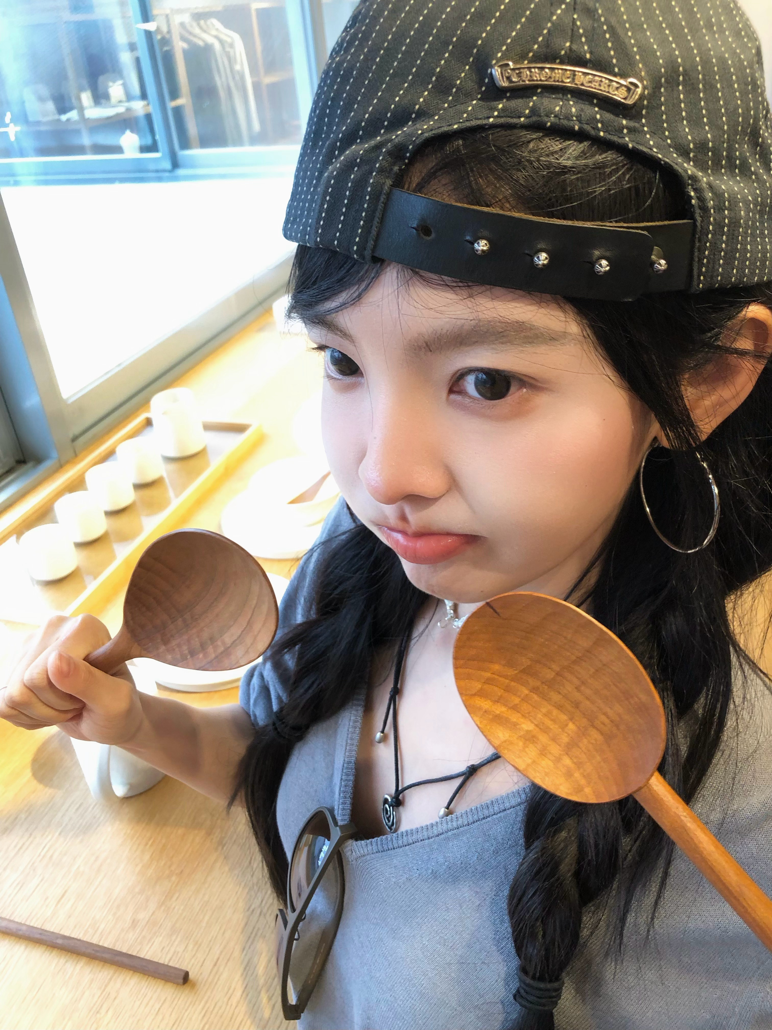#章若楠ins 审美积累# 
章若楠我少女时期的审美启蒙🤏🏻 我受不了了我要宝她一辈子 🐽 ​