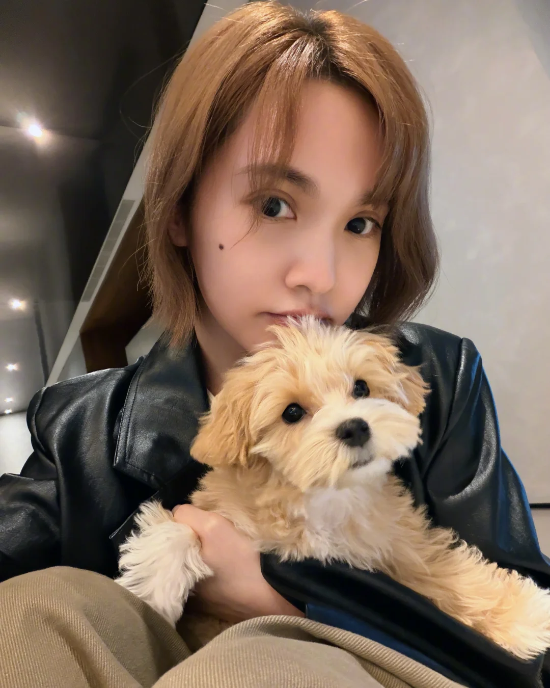 杨丞琳：今天乖乖满四个月啦🎂🐶