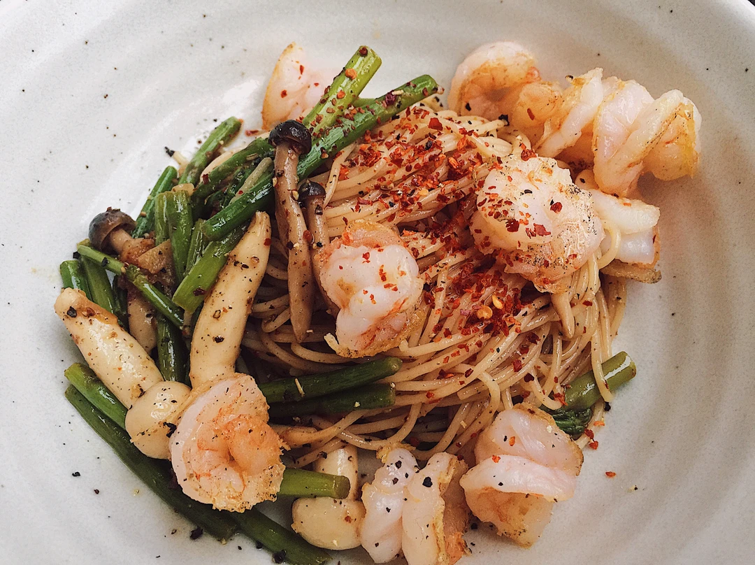 周五☁️｜【蒜香虾仁芦笋spaghetti】🍴