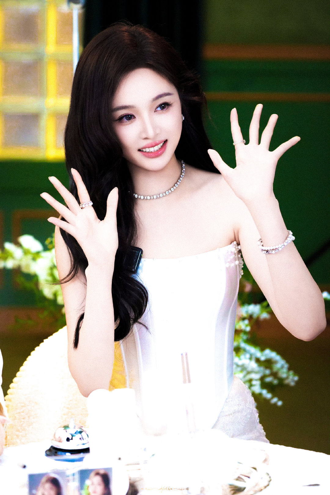 吴宣仪

#吴宣仪辛凌# ​