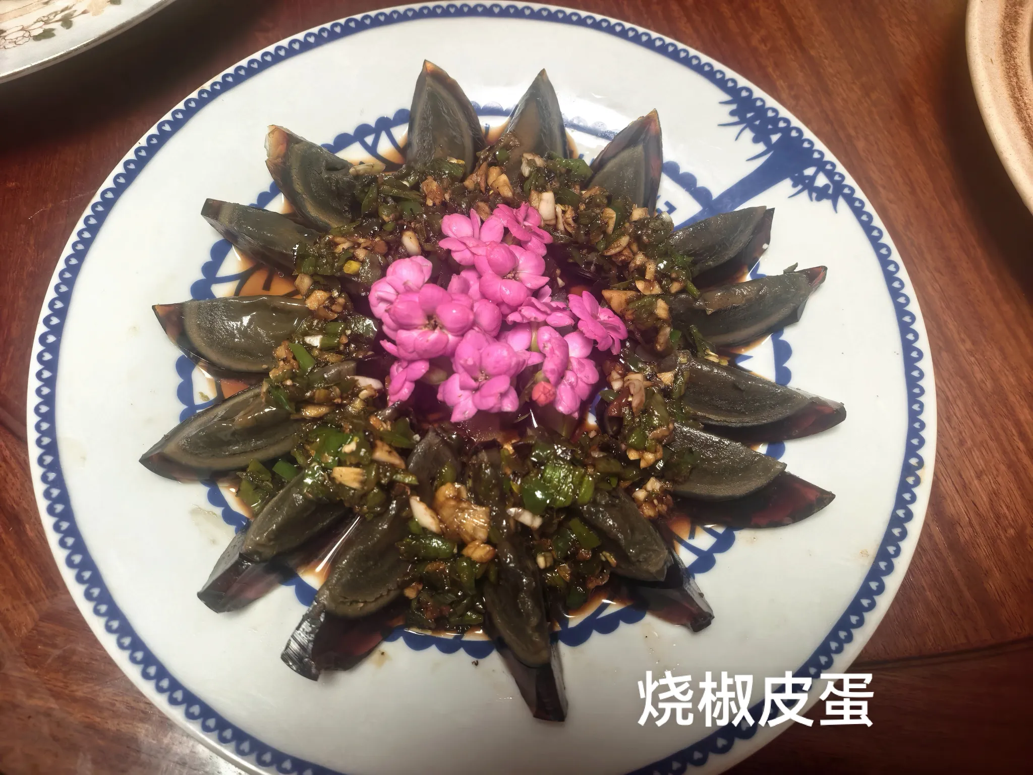 今天在澳大利亚悉尼教徒弟小蓝他们做了几个素食菜品。由于他们家里都是素食主义者，因