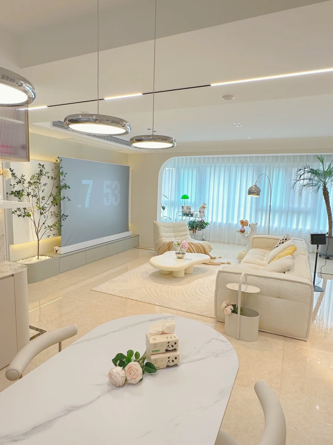 我妈说，普通人的家就要这样清清爽爽！