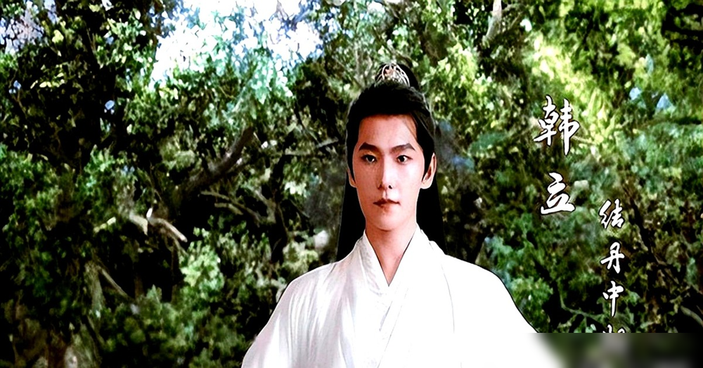 南宫婉戏份直接砍了，剧组这回是真听劝。
《凡人修仙传》第二季立项，投资翻倍，杨阳带着原班人马回归。剧情就干一件事：韩立修为大跌，一个人钻进乱星海苟命。虚天殿夺宝、深海斗法，钱全砸特效上。
金晨演的南宫婉，戏份骤减。紫灵、元瑶连个演员名都没漏，保密保到这份上。
最狠的是承诺：不塞狗血恋爱线，保住