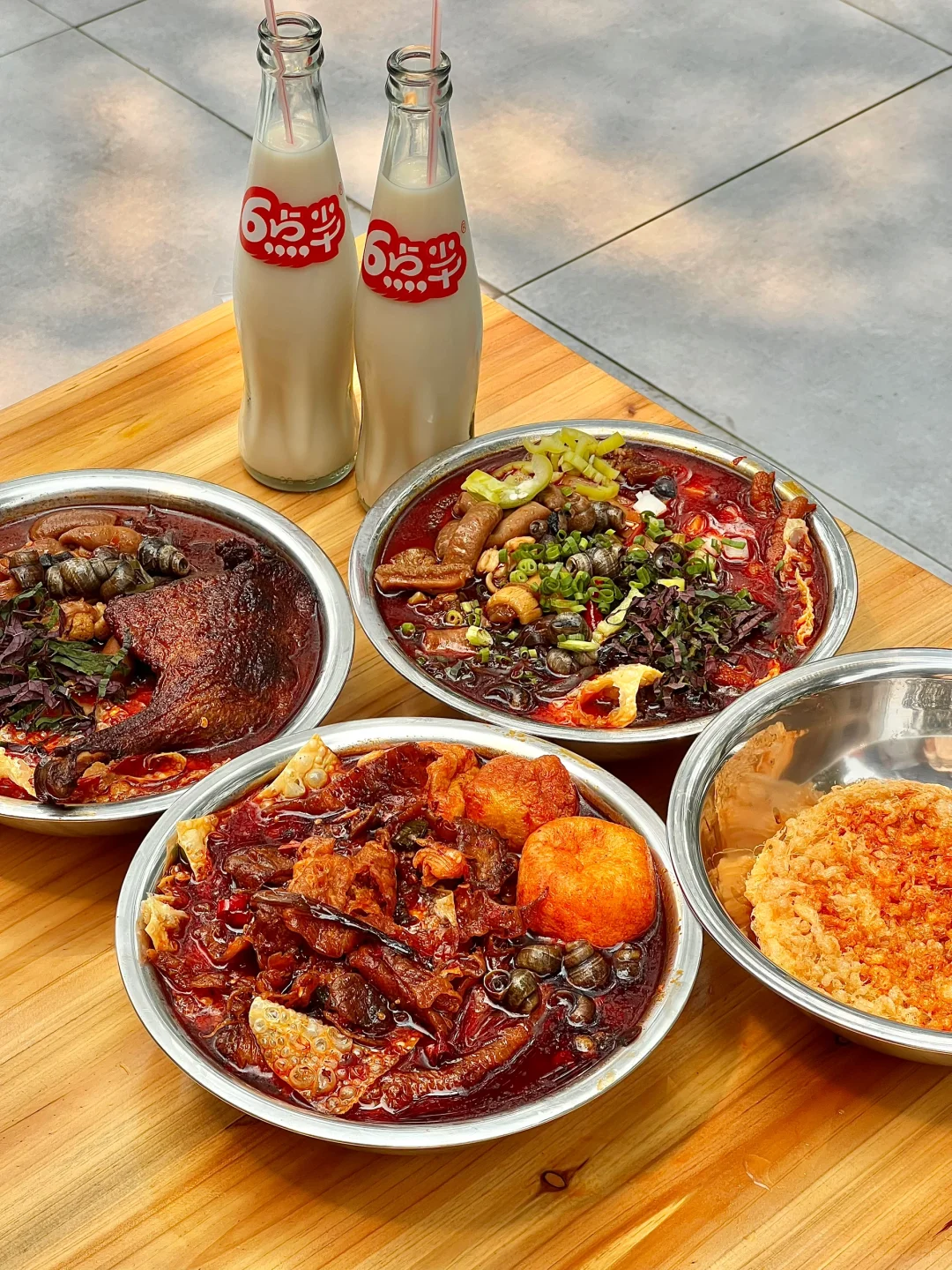 南宁石柱岭，谁懂这一碗螺蛳粉的杀伤力‼️