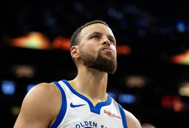 今日，美媒Kalshi NBA统计了NBA历史单场砍下40+且三分命中...