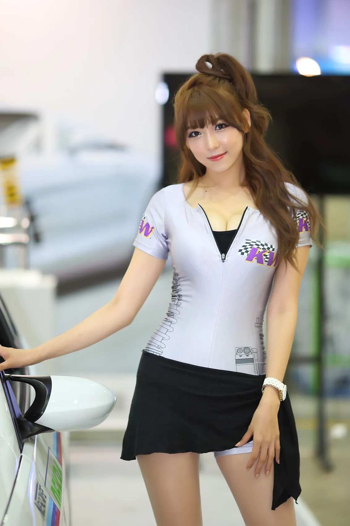 韩国性感车模李恩慧高清写真