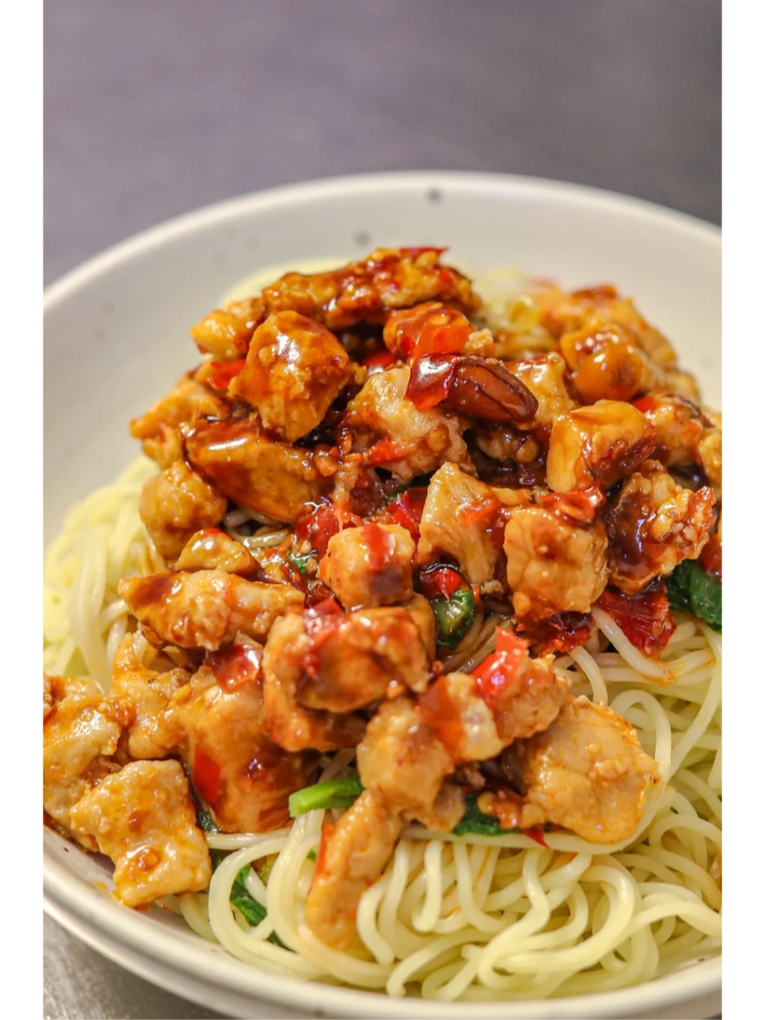 坚持做1000种面不重样（152）上海辣肉面