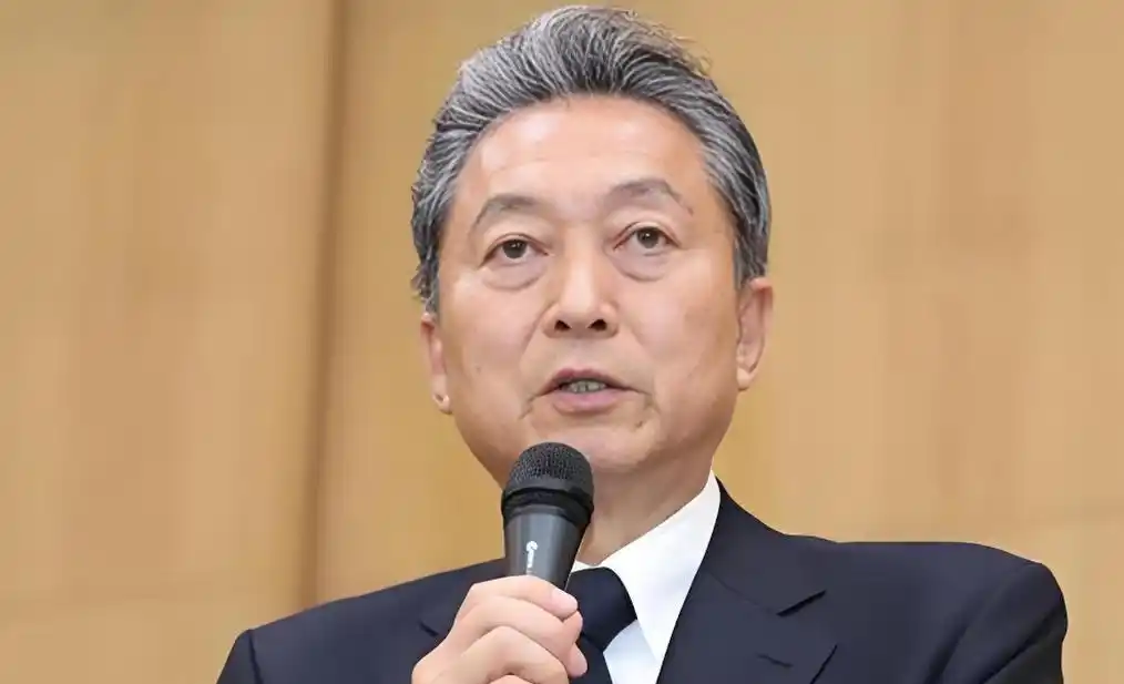 9月15日，北京香山论坛访谈现场，日本前首相鸠山由纪夫当着各国代表的面，公开说出了国内极少有人敢挑明的硬话：历史绝对不能篡改，真实的历史真相必须告诉年轻人！
 
（信源：央视新闻---视频｜鸠山由纪夫：不可篡改历史！应把真相告诉年轻人）
 
9月15日，北京香山论坛的访谈现场灯光璀璨，来自世界各地的