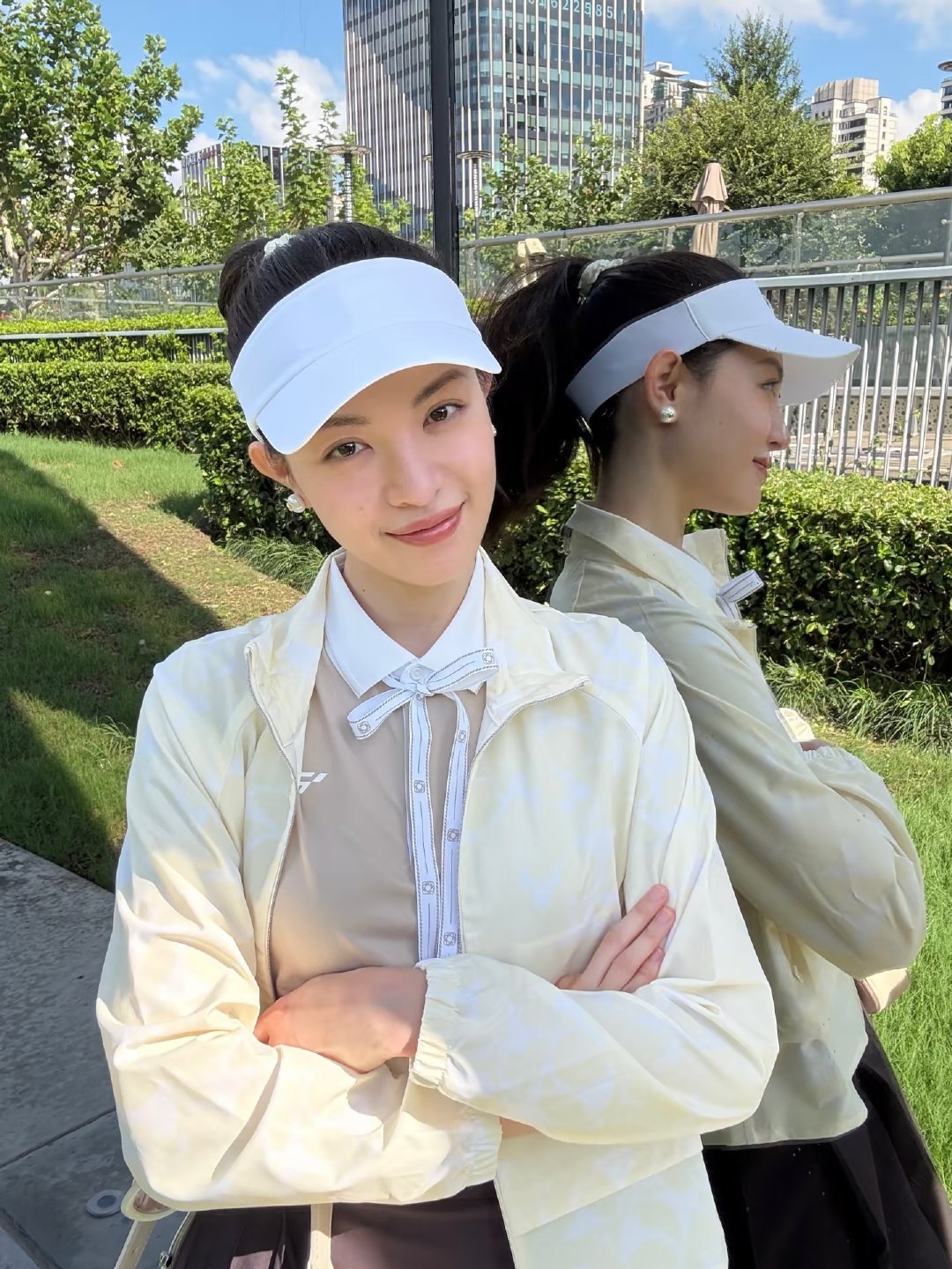 #钟楚曦[超话]# 今天的姐姐✌️😎 ​