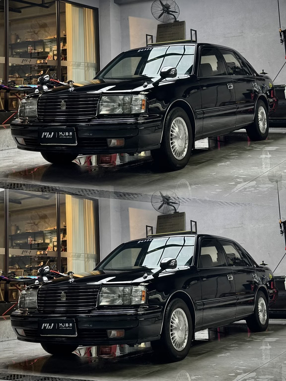 🚗丰田皇冠JZS155｜属于90年代的大佬座驾🖤
	
一台满是时代记忆的经典老车✨
方正硬朗的车身、镀铬中网，复古轮毂
是一代人心中的豪华轿车代名词。
	
历经岁月洗礼，依旧气场不减
老车翻新焕亮，重现当年的荣光
玩老车，玩的就是这份独一无二的情怀。
	
慢下来感受旧时光的魅力
经典，永远不会过时。
	
#丰田皇冠155  #JZS155  #情怀老车 
#经典老车  #老车翻新  #东莞膜界汽车服务 #爱车焕新颜  #汽车美容店  #东莞膜界  #经典老车情怀 