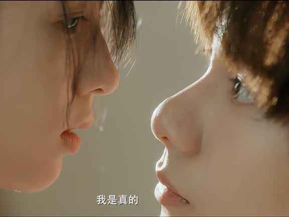 《潮热雨季未解之谜》好养眼！