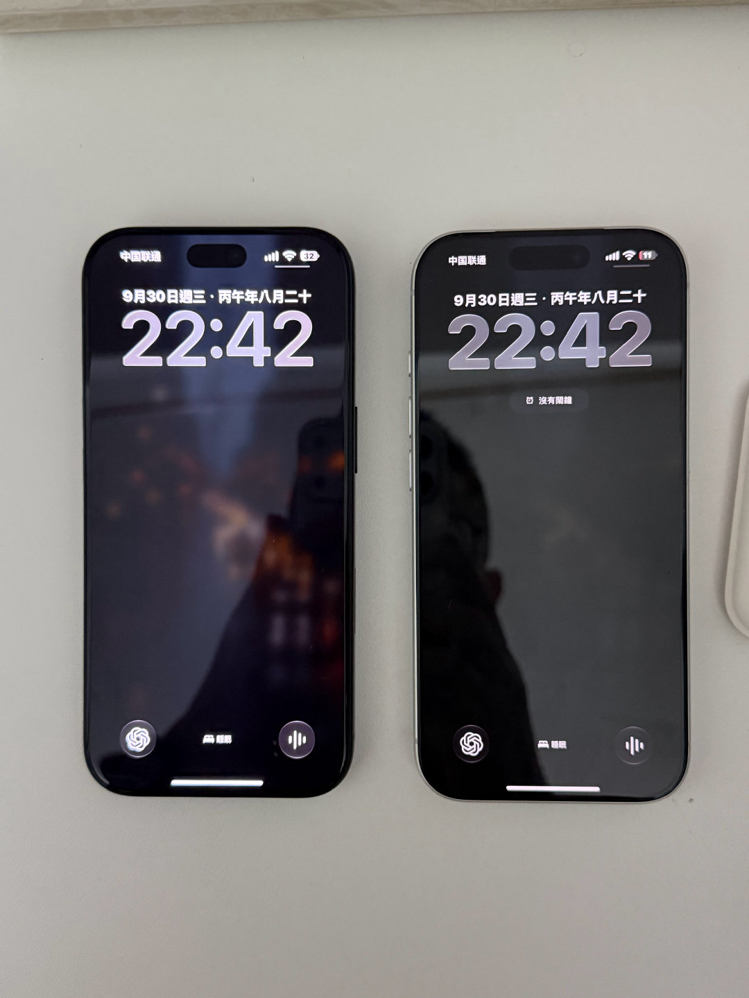 经过了7小时23分钟的《使命召唤手游》鏖战，iPhone 17 Pro剩余11%电量，iPhone 18 Pro剩余32%电量，多了21%，大家觉得这个续航如何？我头已经打晕了[允悲] ​