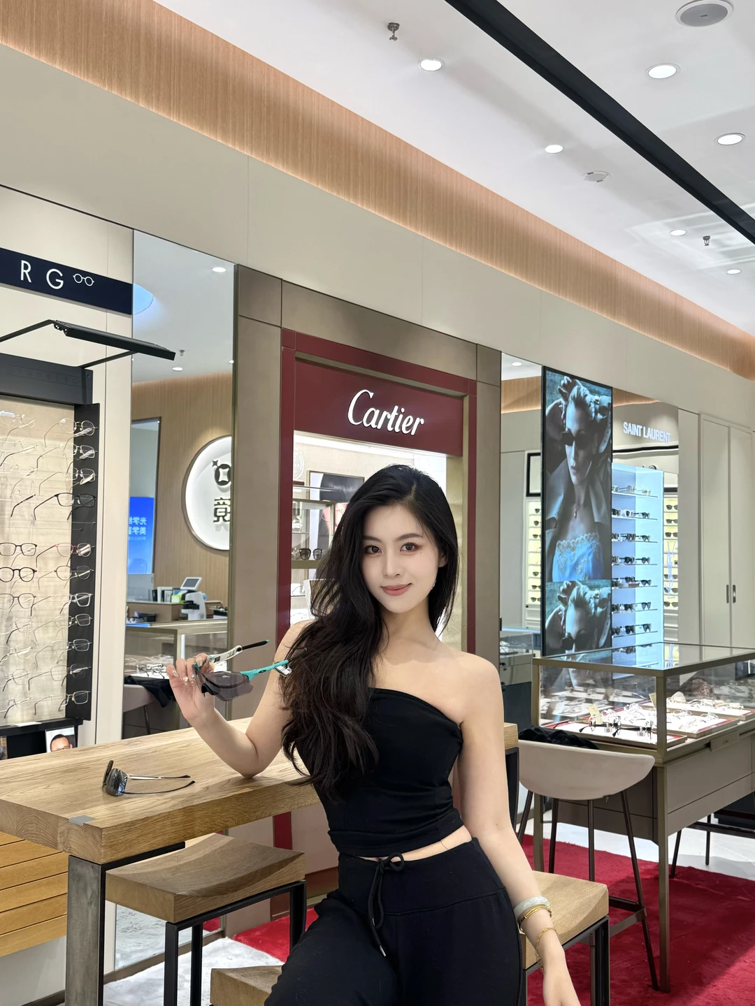 来保定马拉松的跑友 领眼镜周边不要错过！！