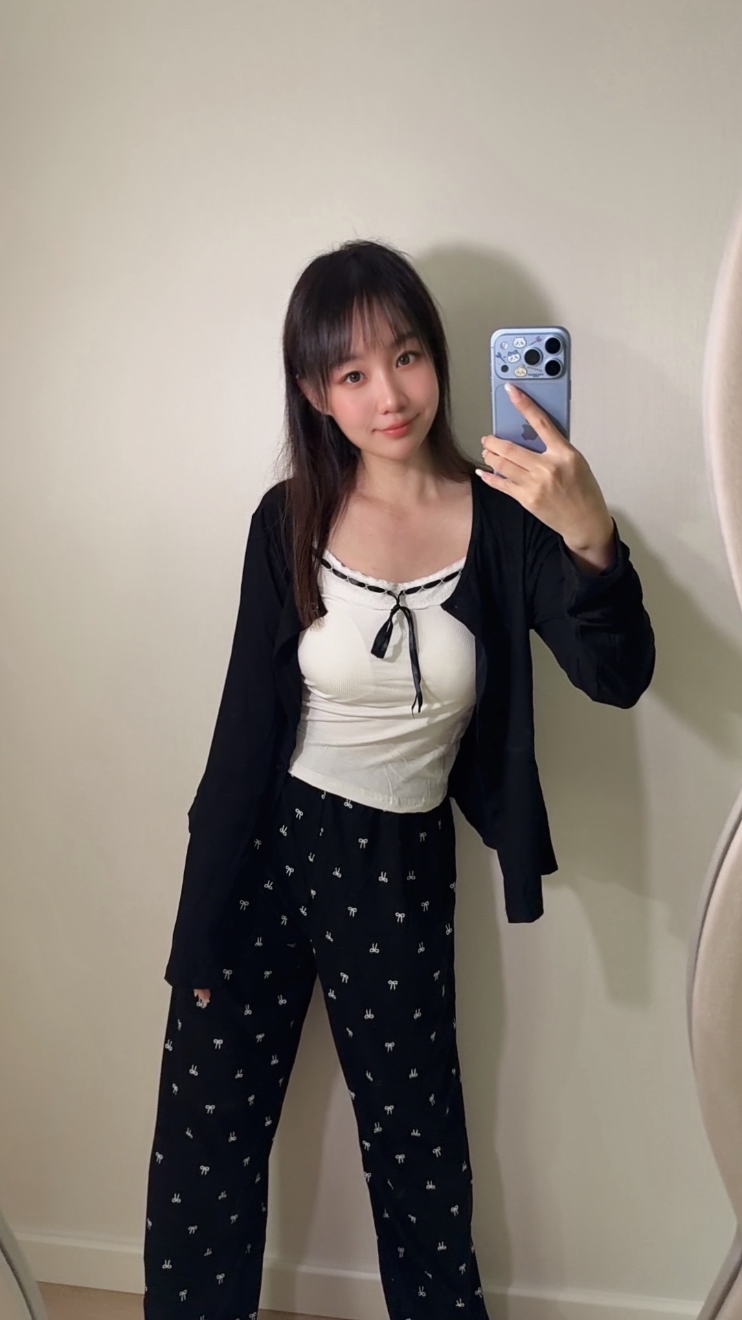 今天逛街储值480送一套居家服 也太划算噜 相当于480五套衣服[流鼻...