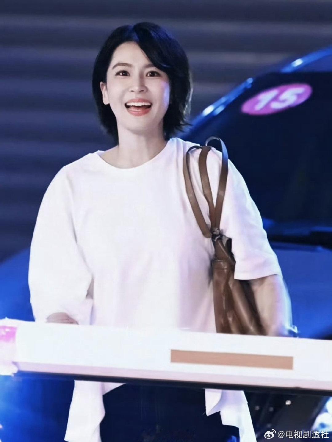2026青春芒果夜彩排时刻花絮照，浪姐李小冉，曾沛慈，张月，徐洁儿，张慧雯，期待姐姐们的舞台！[送花花][送花花][送花花][送花花]

#青春芒果夜彩排时刻##青春芒果夜舞台彩排花絮照##2026青春芒果夜# ​