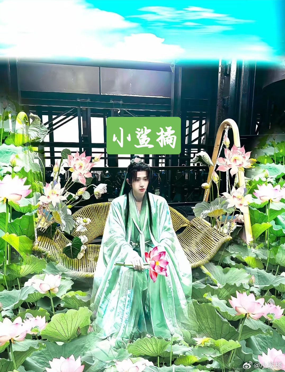 #刘宇# ly#刘宇国风美少年# 
比花香更先来的是你的香气

刘宇​