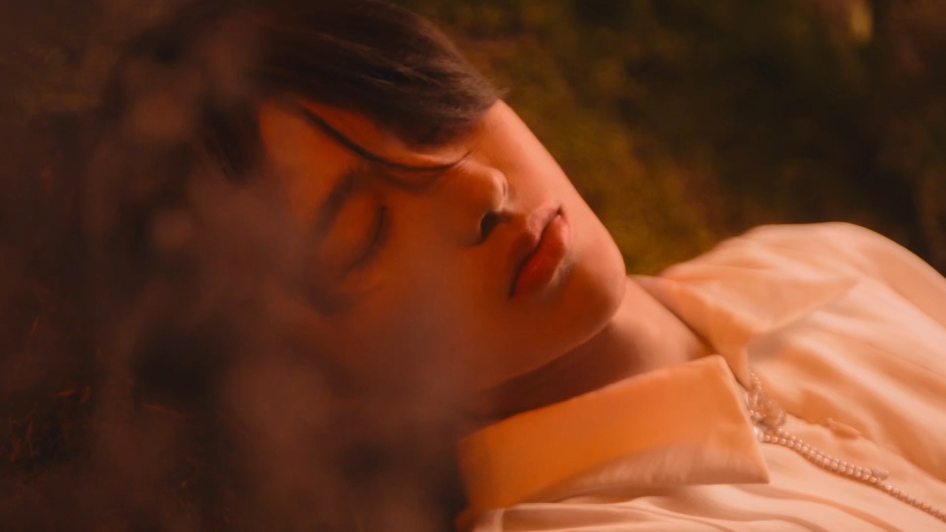 睡美人被蝴蝶轻吻🦋 ​​​