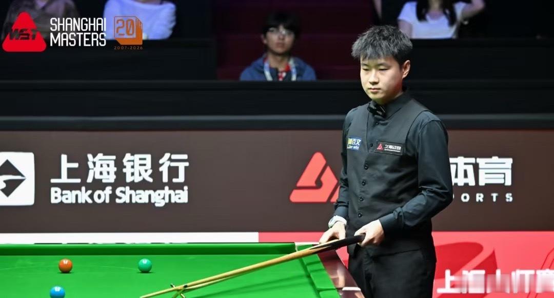 2026斯诺克上海大师赛16进8上演第八次“丁赵会”，赵心童6-2战...