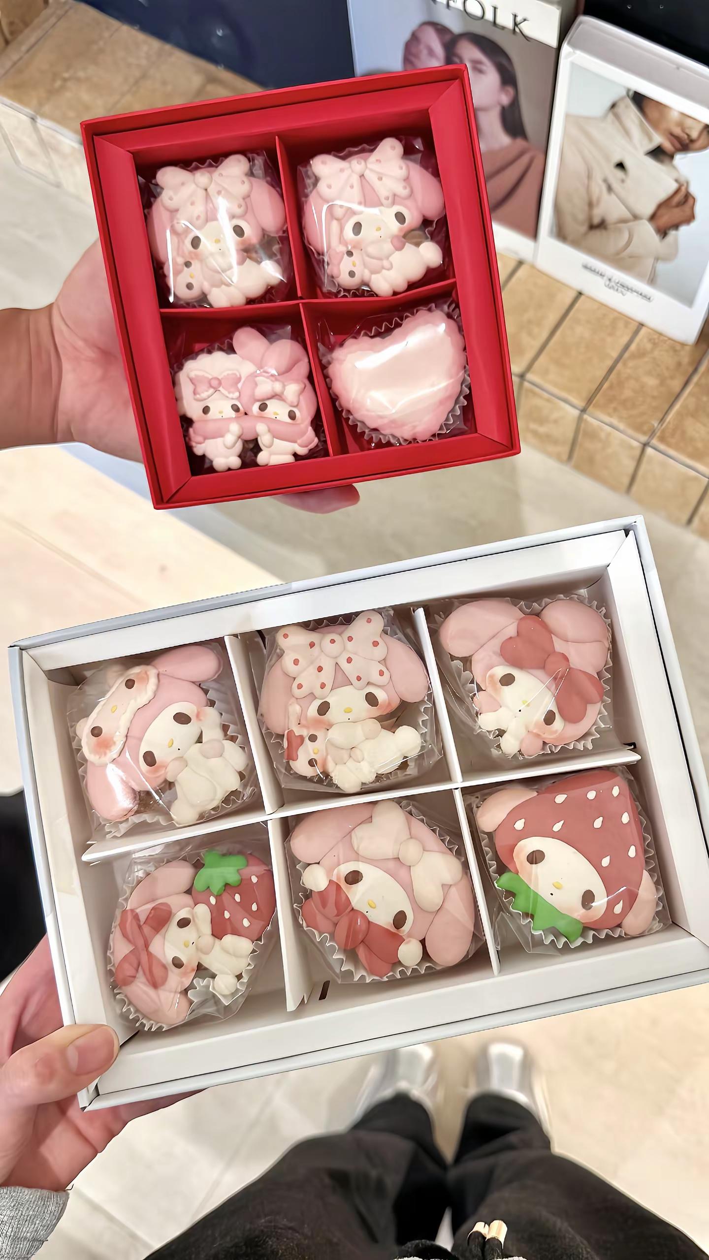 幸福是收到男朋友送的美乐蒂 melody 马卡龙 甜品