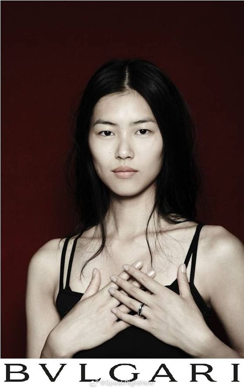 #刘雯[超话]# 
恭喜这个珠宝女王风光回宫
Chopard｜Bvlgari｜Tiffany＆Co. ​