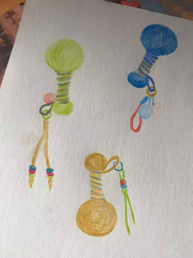 把画的小锤子做成了挂件，萌翻啦～