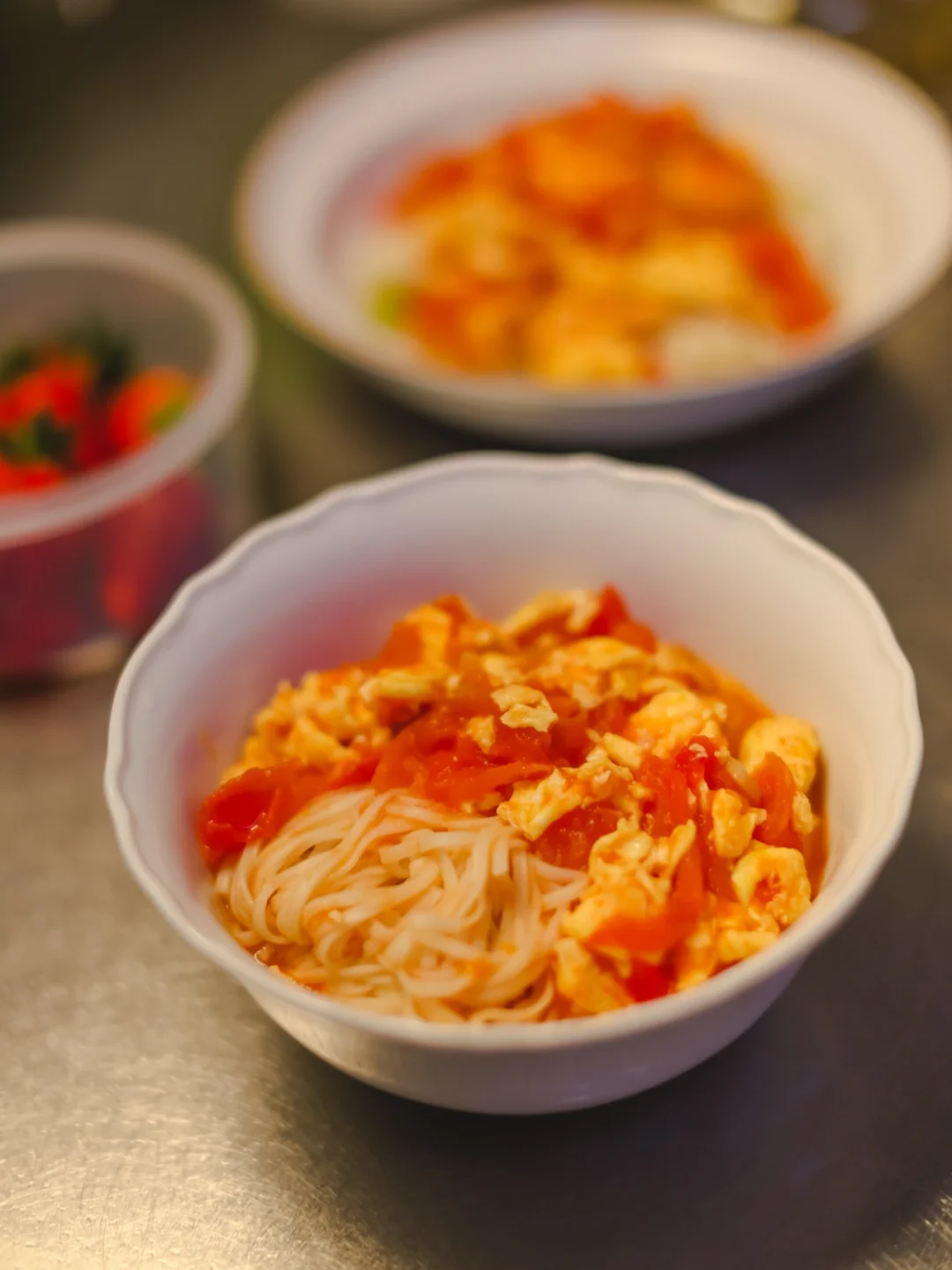 坚持做100种面不重样（4）西红柿鸡蛋拌面