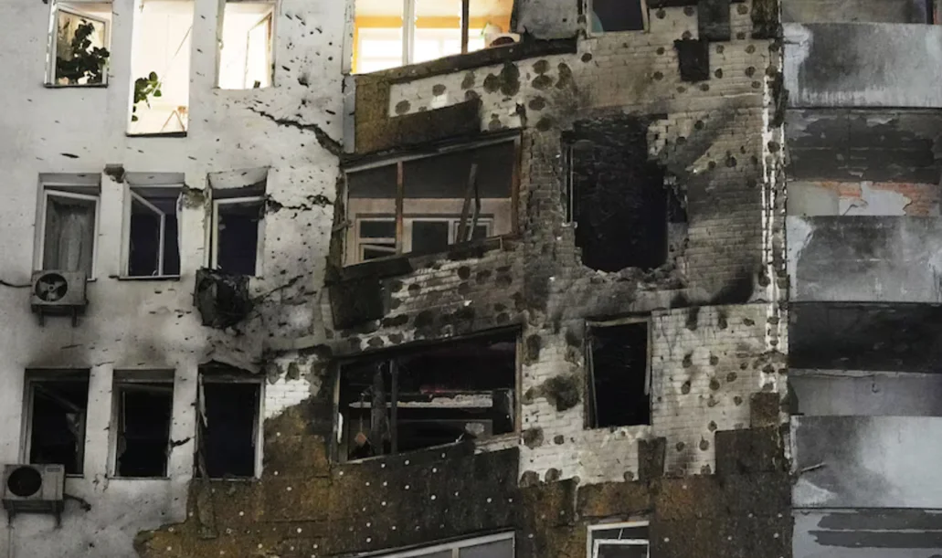 发射高超音速导弹，俄罗斯对乌克兰展开报复