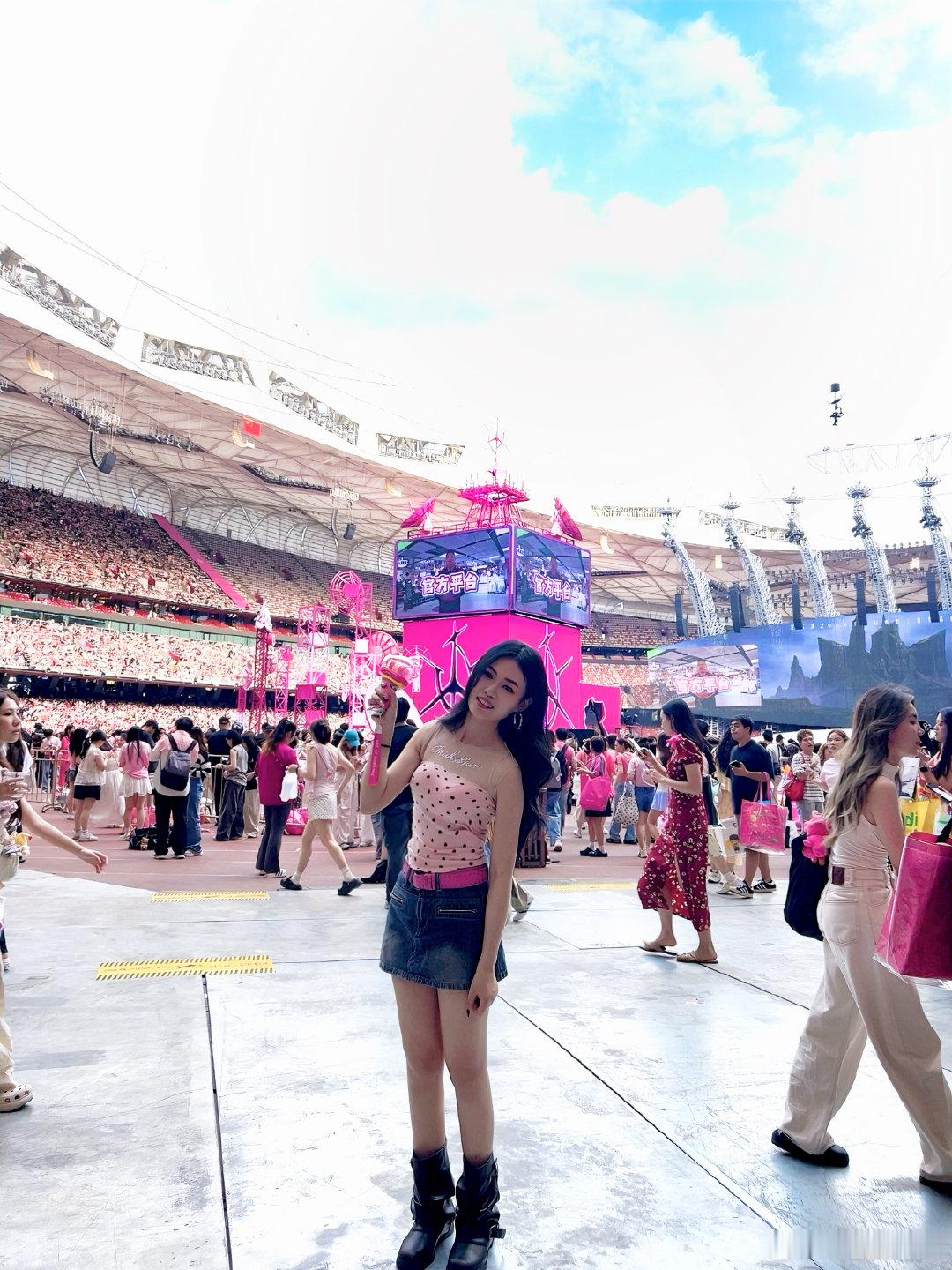 #汪苏泷[超话]# 北京下次见💕 ​