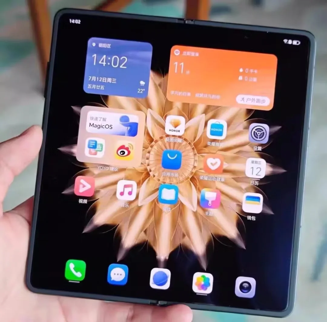 折叠屏已经有替代直板机的能力