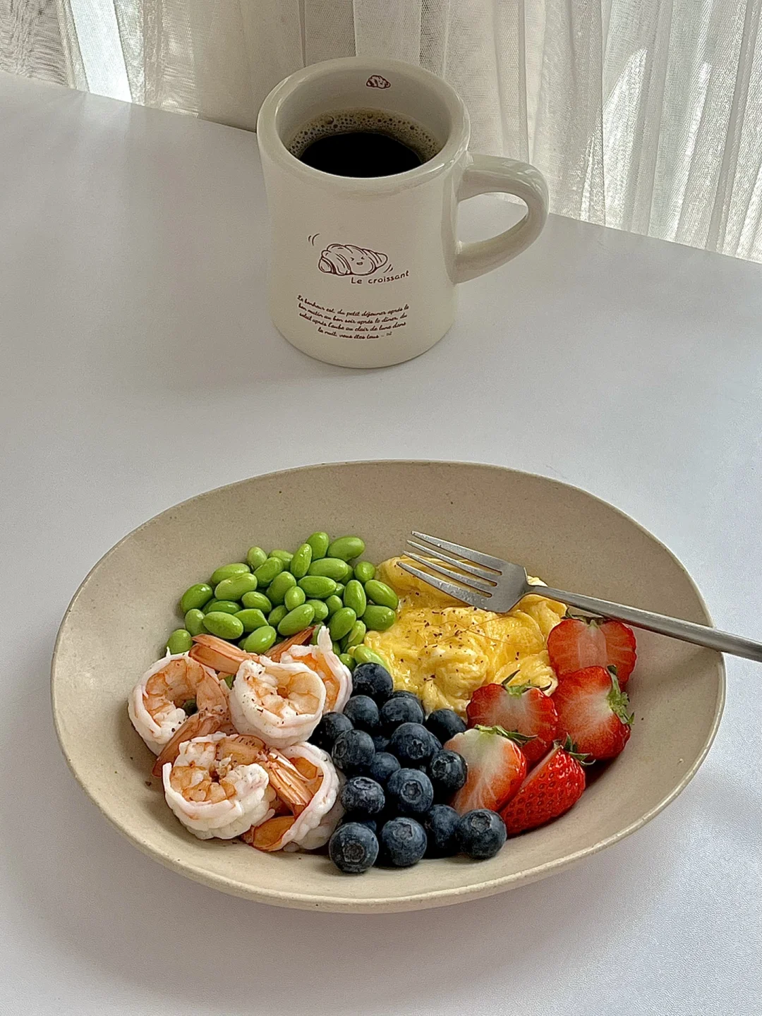 ☀️春节后的清肠早餐｜虾仁滑蛋青豆水果沙拉