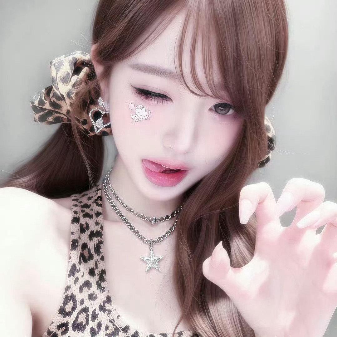 𝐖𝐞𝐂𝐡𝐚𝐭头像分享

低饱和头像||闺蜜头像||高质量女头||女生头像||头像分享 ||氛围感女头||高级感头像 ||张元英头像||kpop女团头像 ​