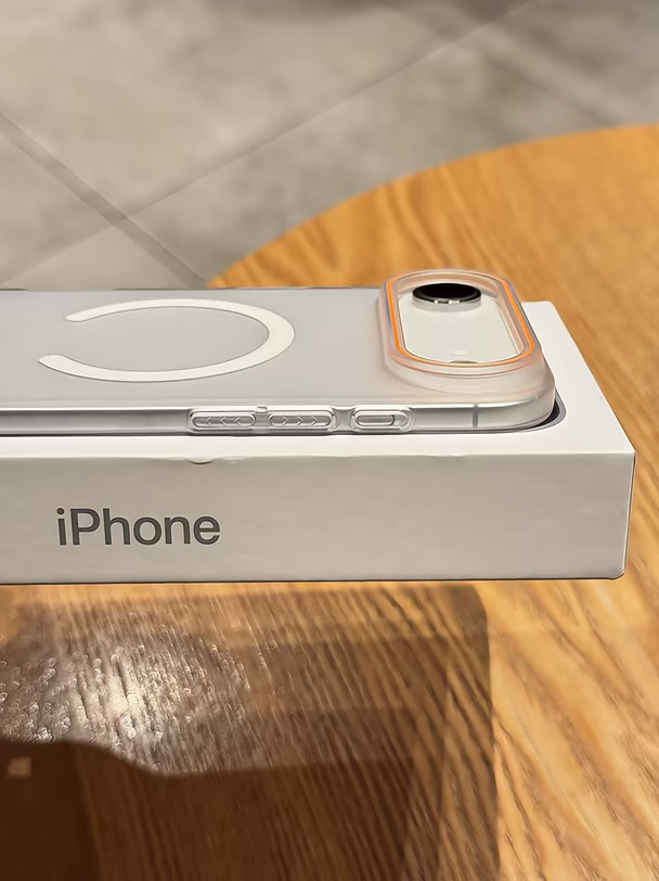 iPhone Air磨砂肤感壳巨巨巨薄，手感绝了！