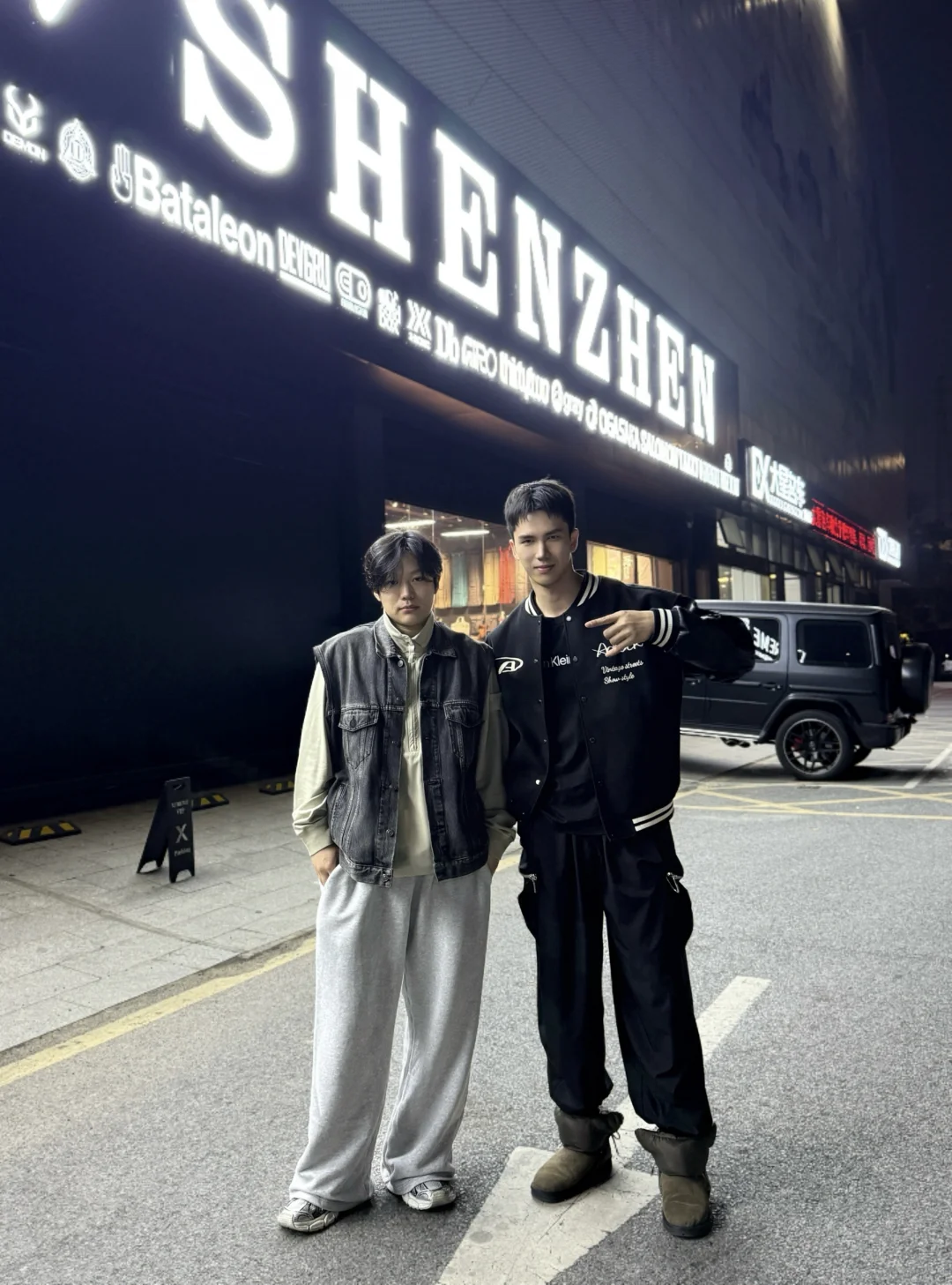 在深遇到新说唱冠军来咱雪具店里