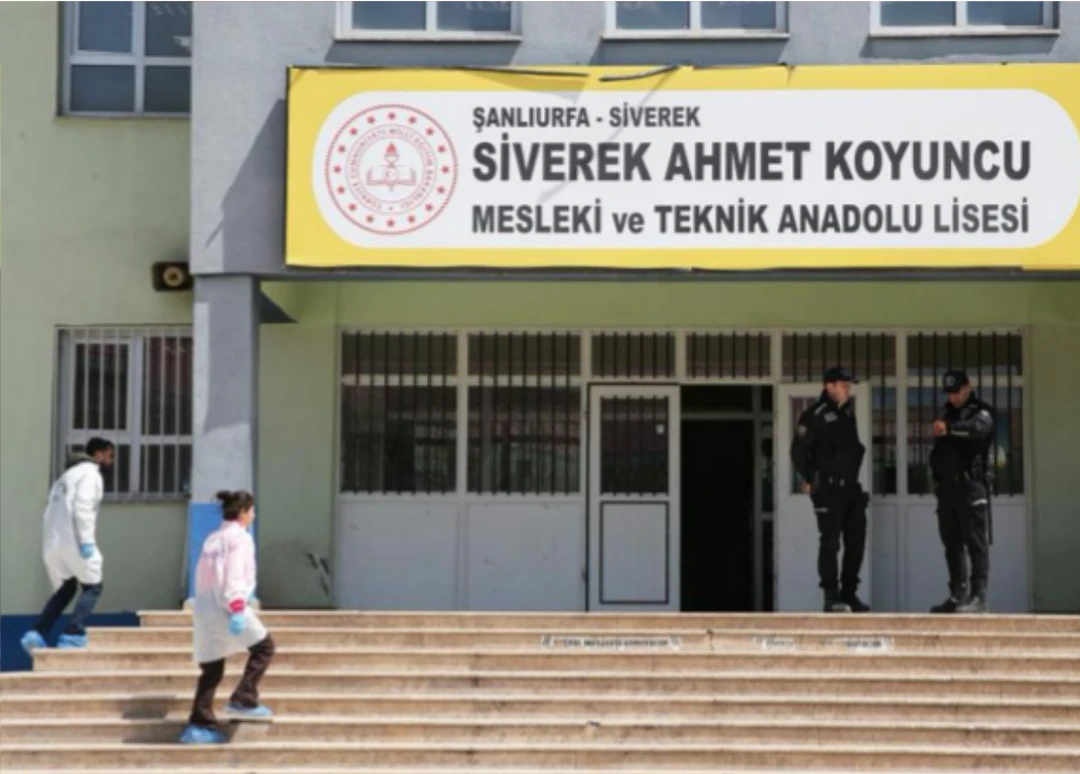 土耳其一高中发生枪击事件，16人受伤