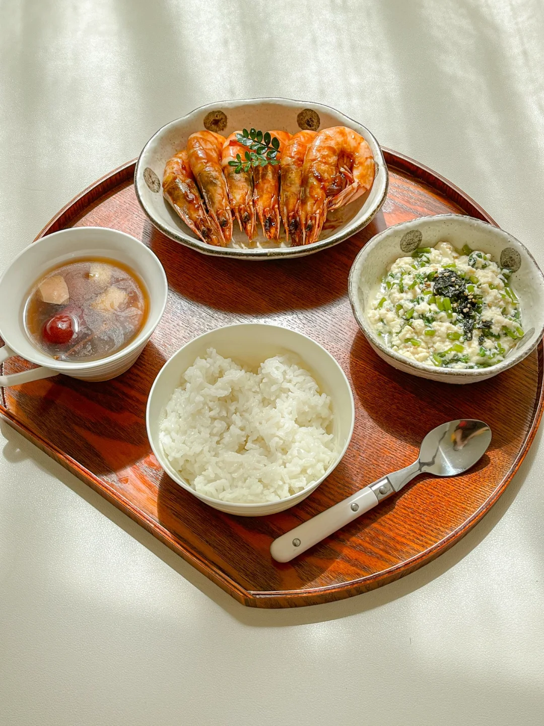 春季健康饮食｜酸梅虾🥢茼蒿豆腐🍵陈皮水