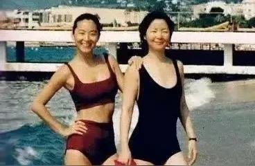 绝了！林青霞邓丽君30年前法国海滩泳装照曝光，素颜气质杀疯了   19...