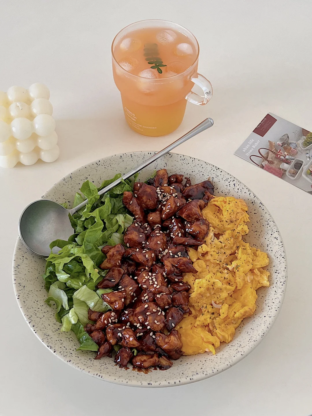 身材好曼妙🪽|鸡胸肉滑蛋生菜三色盖饭🍱