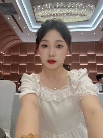 这个女主像刘亦菲耶！