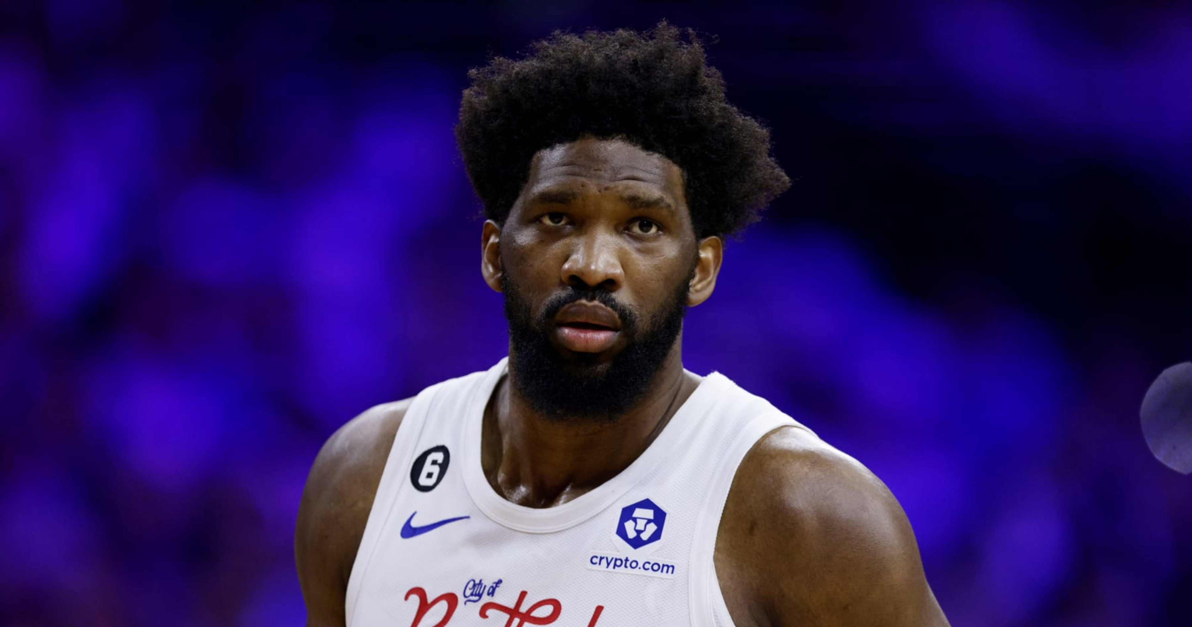 没恩比德真不行！76人核心数据全面崩盘，1-2落后输得明明白白   刚...