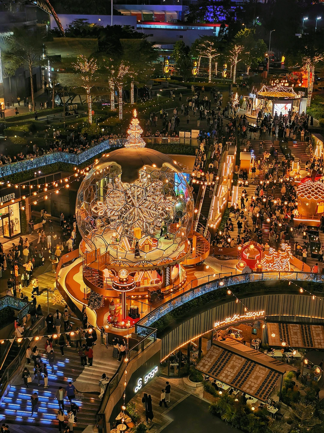 天环广场的圣诞球那么近❗那么美❗