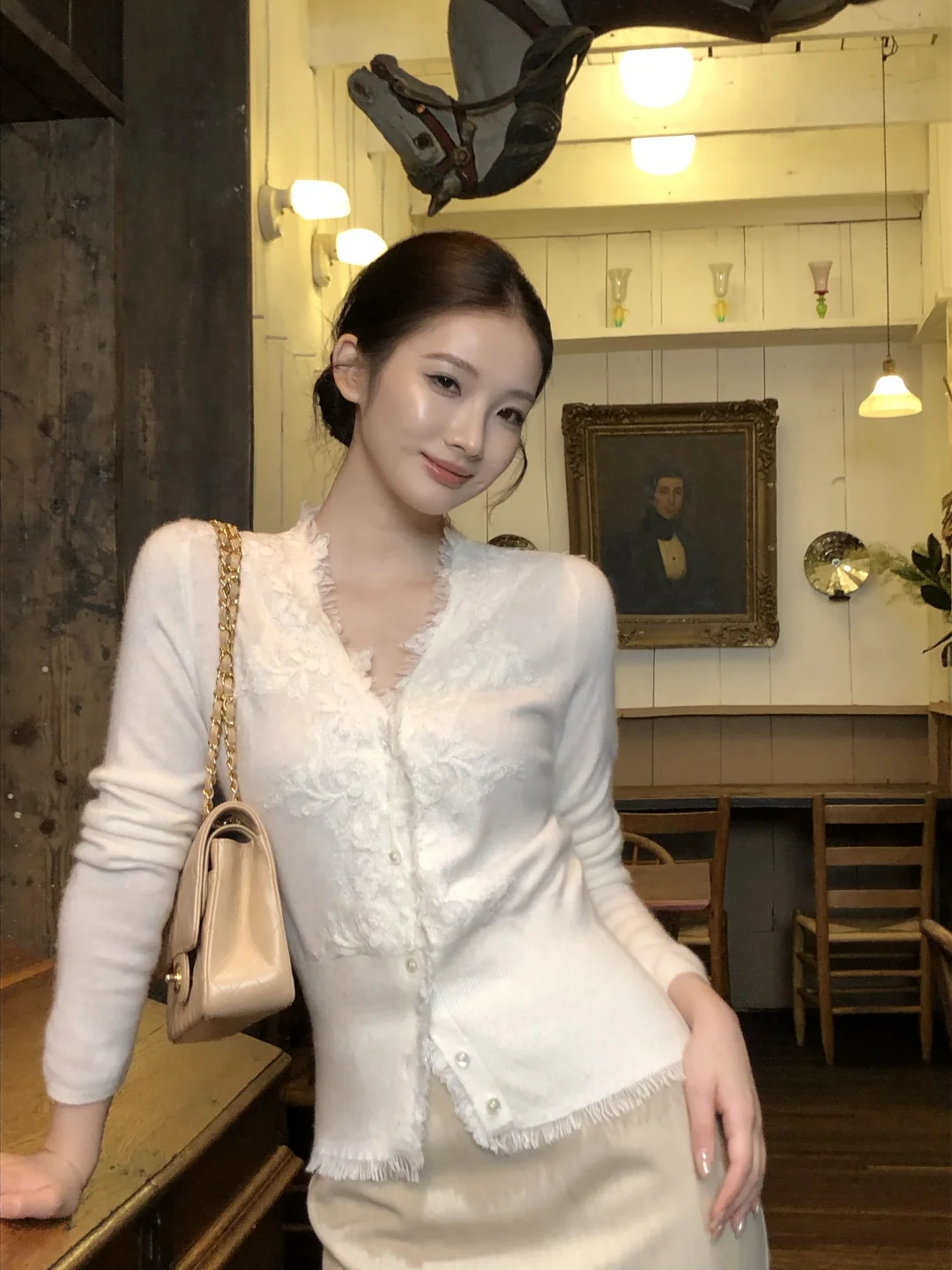 美女味好浓的蕾丝羊绒