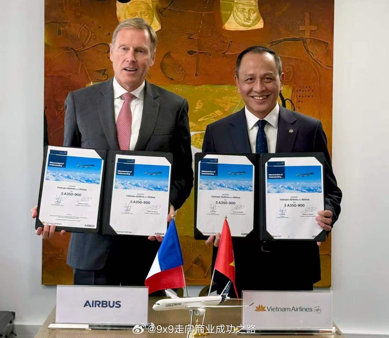 2026 年 9 月 10 日，越南航空与空客签署谅解备忘录，增购 5 架空客 A350-900 飞机，继续扩张其宽体机队。另有消息称俄因国内西方机队维持困难，飞机不足，在向越南方面寻求租赁飞机航空创作计划 ​​​