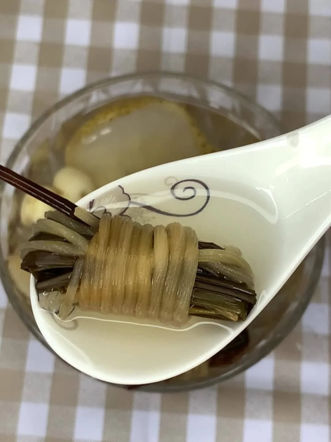 给孩子的100份营养汤【第4份】灯芯草清茶