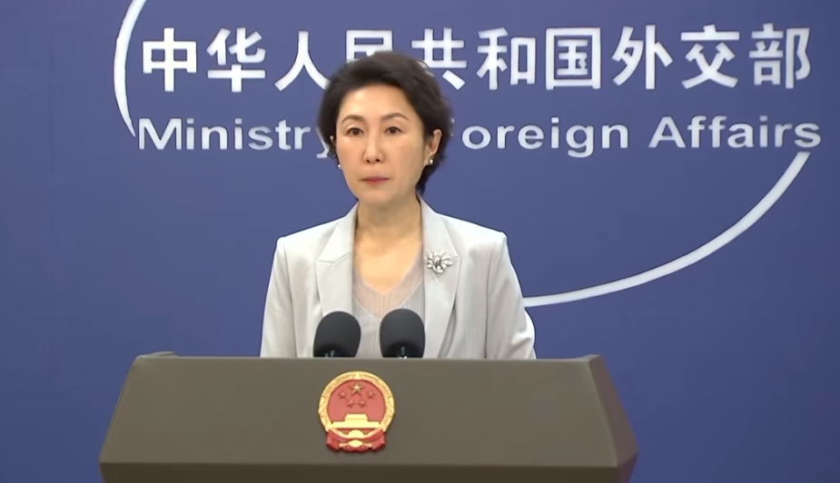 外交部：同台独绑一起无前途。这个时候突然对于这些支持台独的小国政客出手，明显是震慑那些国际上试图浑水摸鱼的宵小之辈，杀鸡儆猴。外交部公布对巴拉圭、伯利兹两名部长反制措施，警告“台独”邦交国同“台独”绑在一起没有前途。俗话说，枪打出头鸟。只是制裁部长级别的官员，说明也没有把门堵死，还给他们留些悔改的机