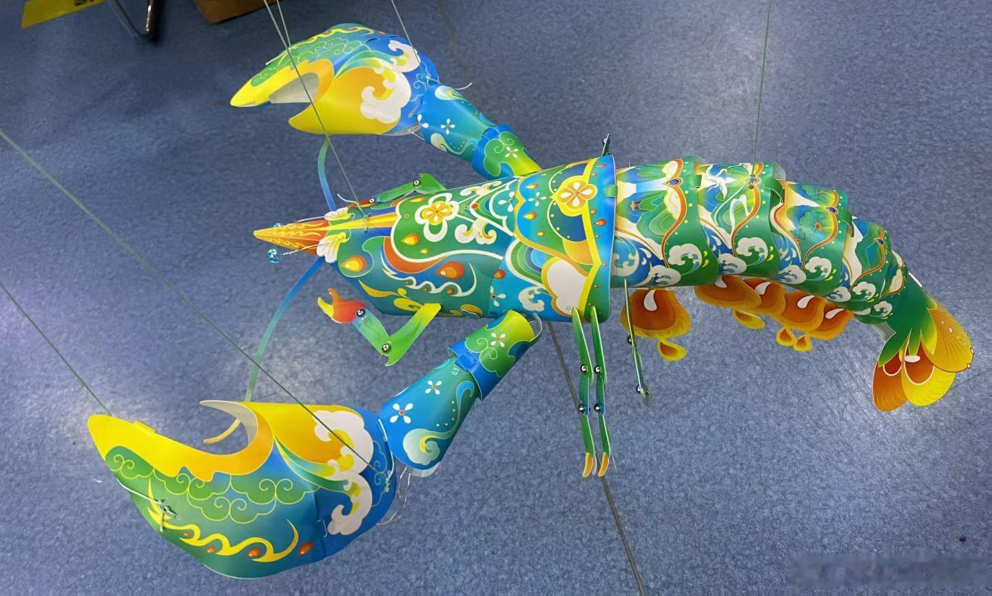 虾饼蟹酱非遗花灯进行中…………自己动手体验非遗文化。 ​​​