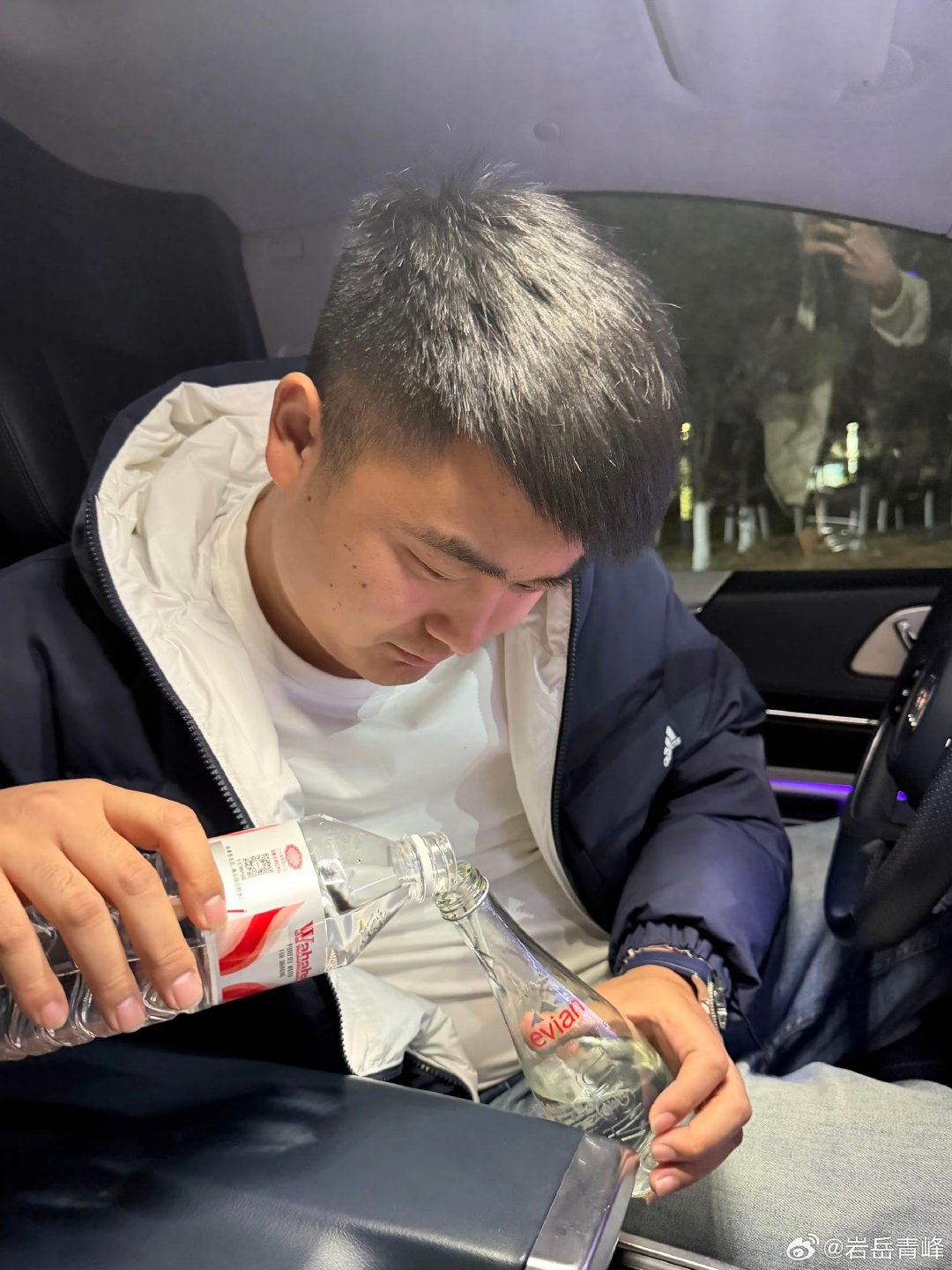 假冒伪劣的不是水，是人 ​