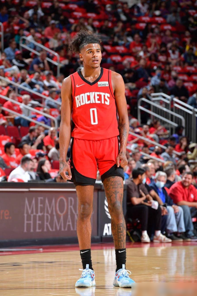 还在吹杰伦格林是火箭未来？告诉你个内幕，总经理斯通的电话，去年就直接打...