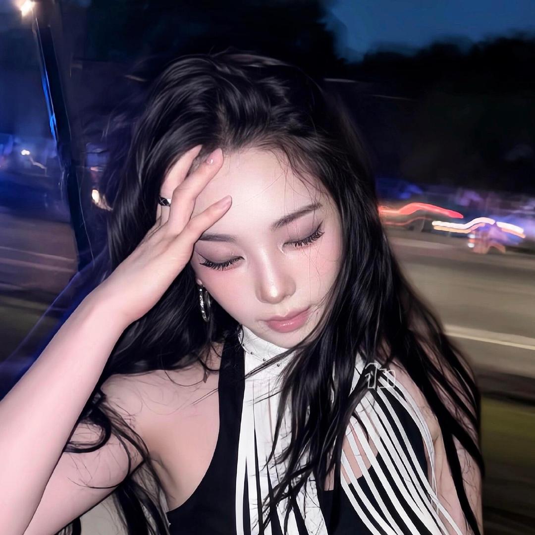 柳智敏 | karina | aespa
美国的空气里到底有什么… ​