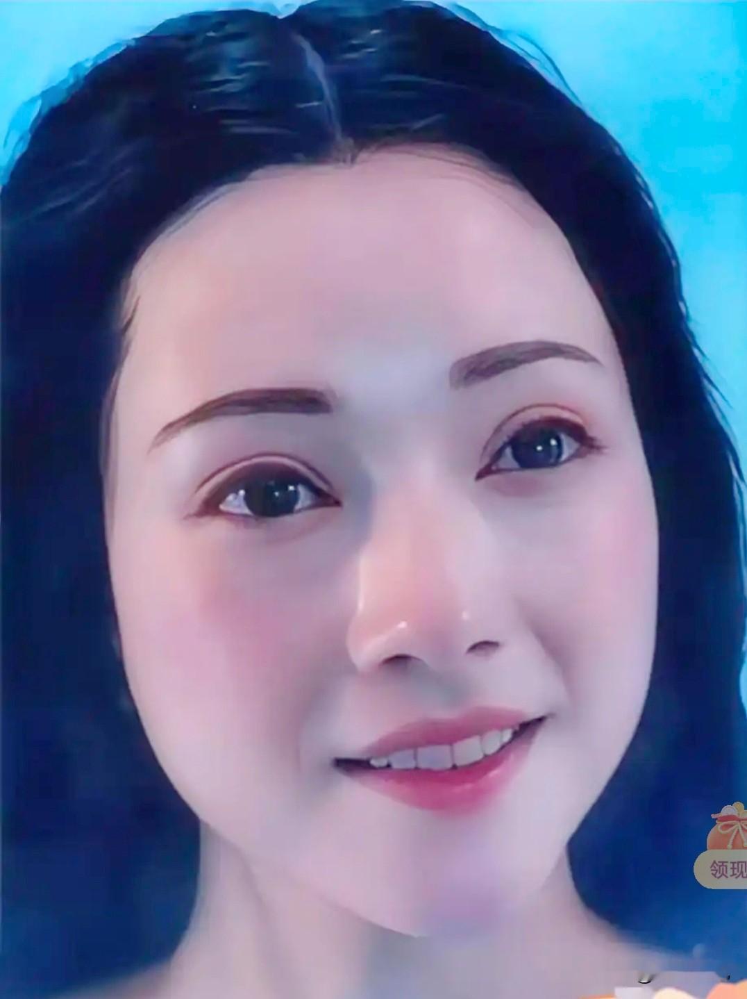 霍启山这回算是结结实实地撞到了“南墙”上。

前阵子全网还在嗑他和娜然的糖，甚至连海南婚礼的传闻都传得有鼻子有眼，大家伙儿都快把“准儿媳”的名号给娜然安上了。

结果呢？风向转得比翻书还快。
娜然多年前在外网的那些陈年旧账被扒了个底朝天，这下可好，舆论直接炸锅。

本来就是豪门联姻，很忌讳的就是这种