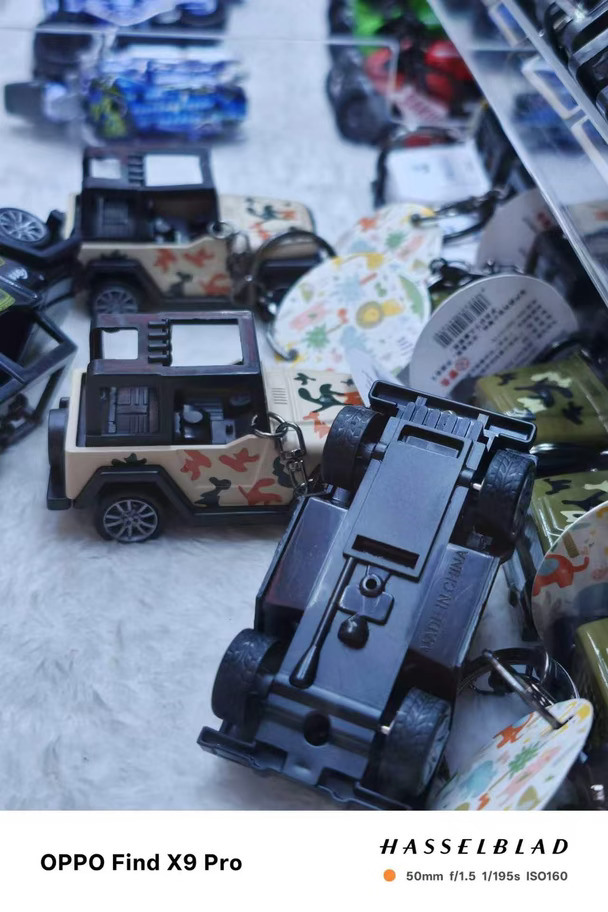 还挺精致的，小车车～🚗